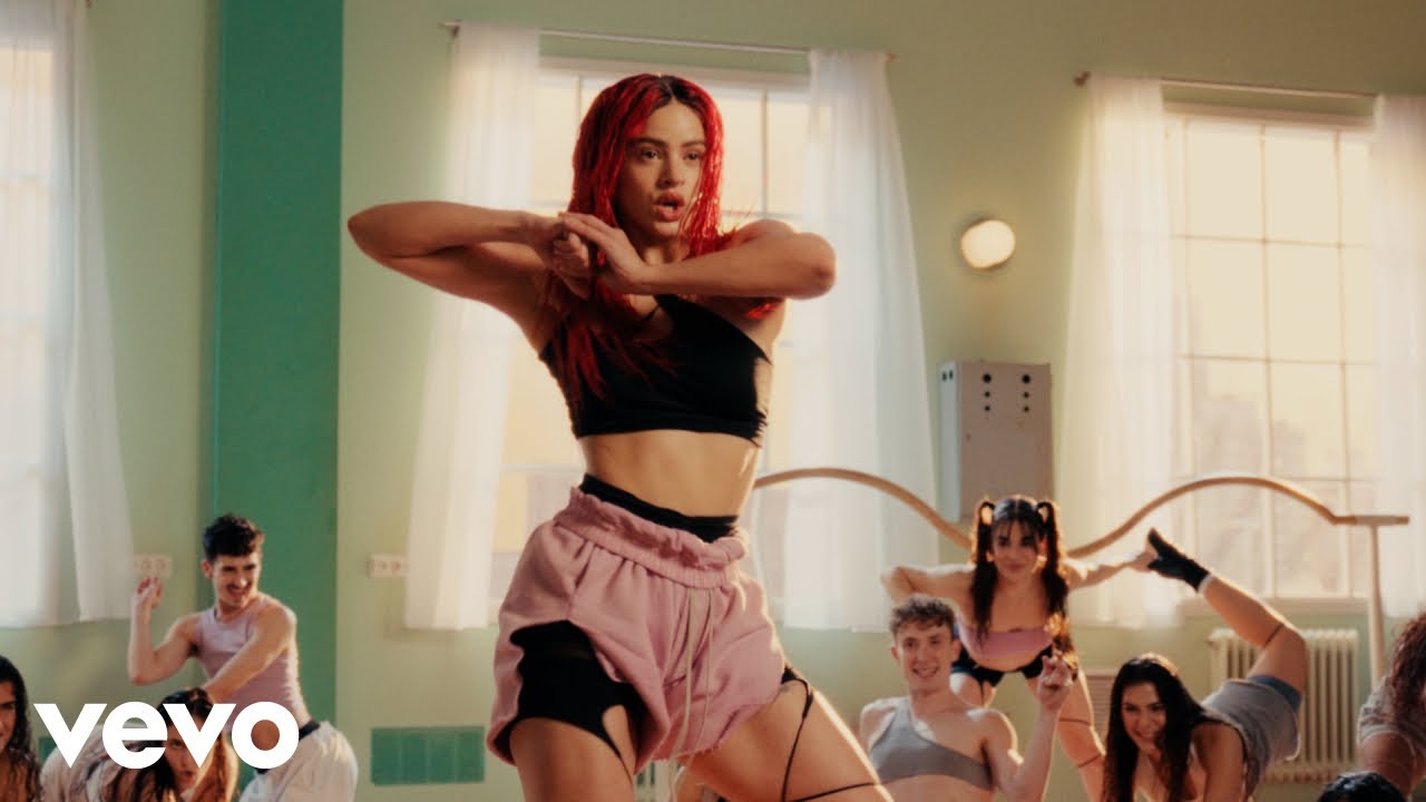 Rosalía “Chicken Teriyaki” | Video Rosalía “Chicken Teriyaki” | Video