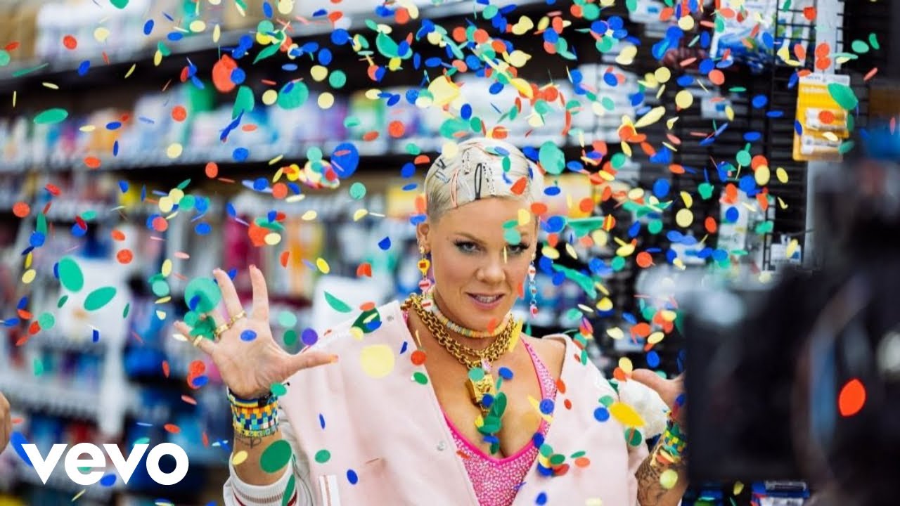 P!NK “Never Gonna Not Dance Again” | Video P!NK “Never Gonna Not Dance Again” | Video