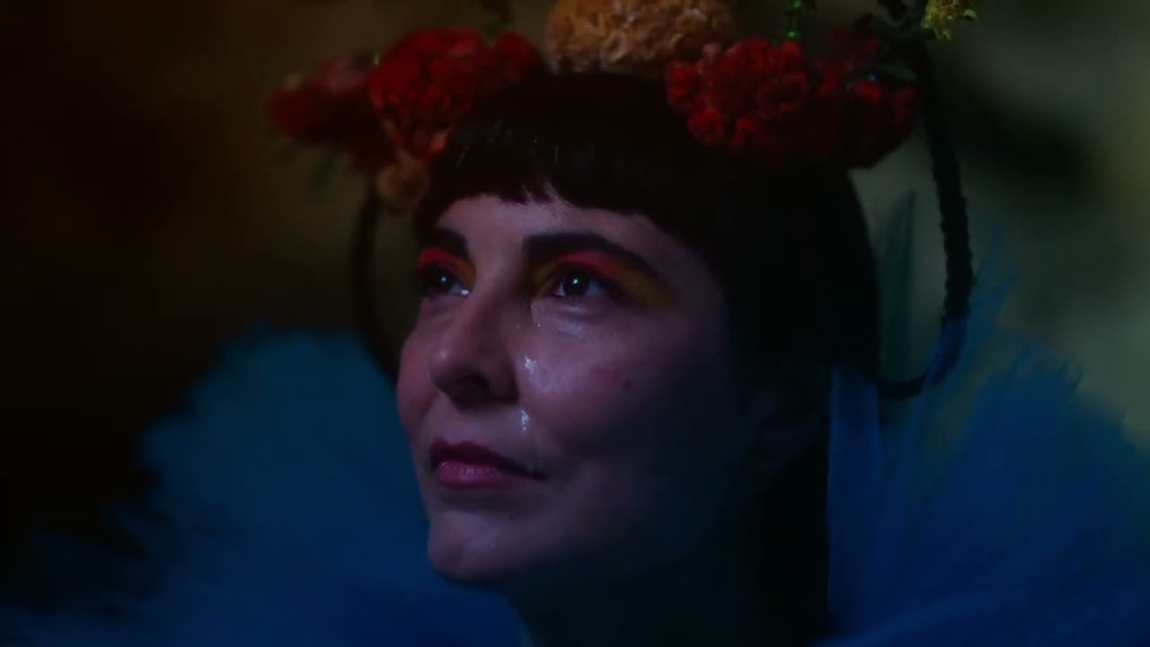 Vakia: Ολοκαίνουργιο άλμπουμ και video clip Vakia: Ολοκαίνουργιο άλμπουμ και video clip