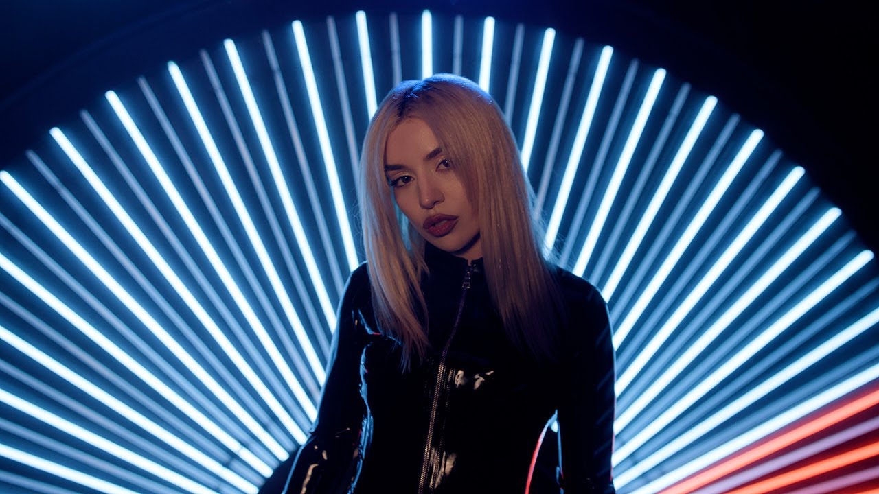 Ava Max “My Oh My” | Video Ava Max “My Oh My” | Video