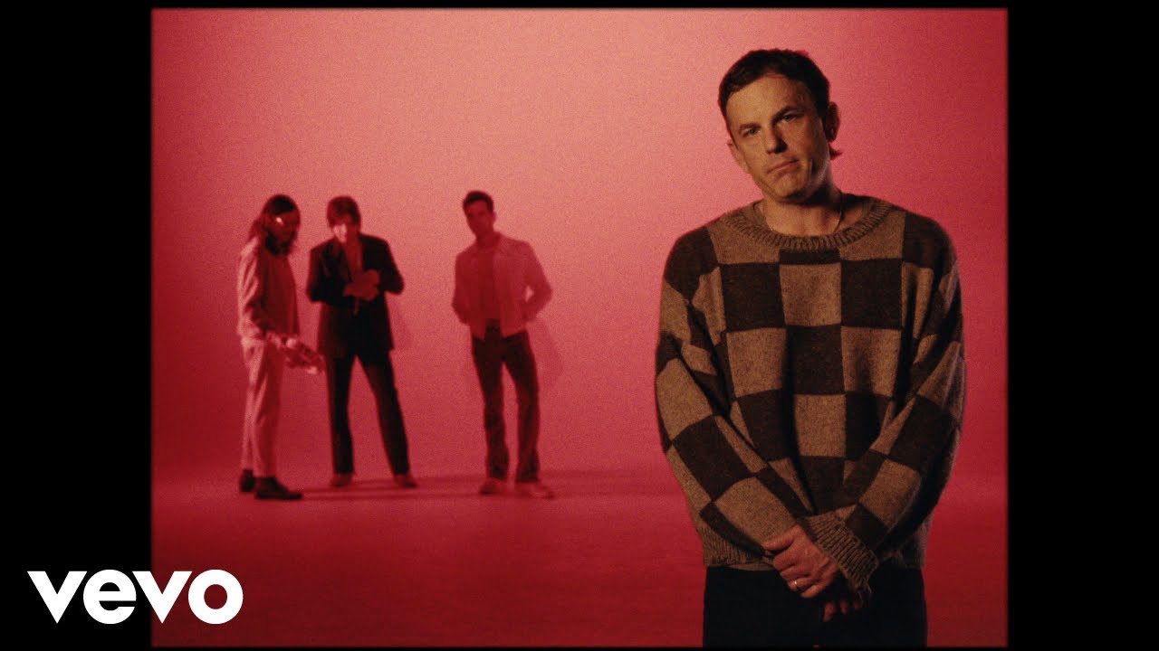Kings Of Leon “Nowhere to Run” | Video Kings Of Leon “Nowhere to Run” | Video