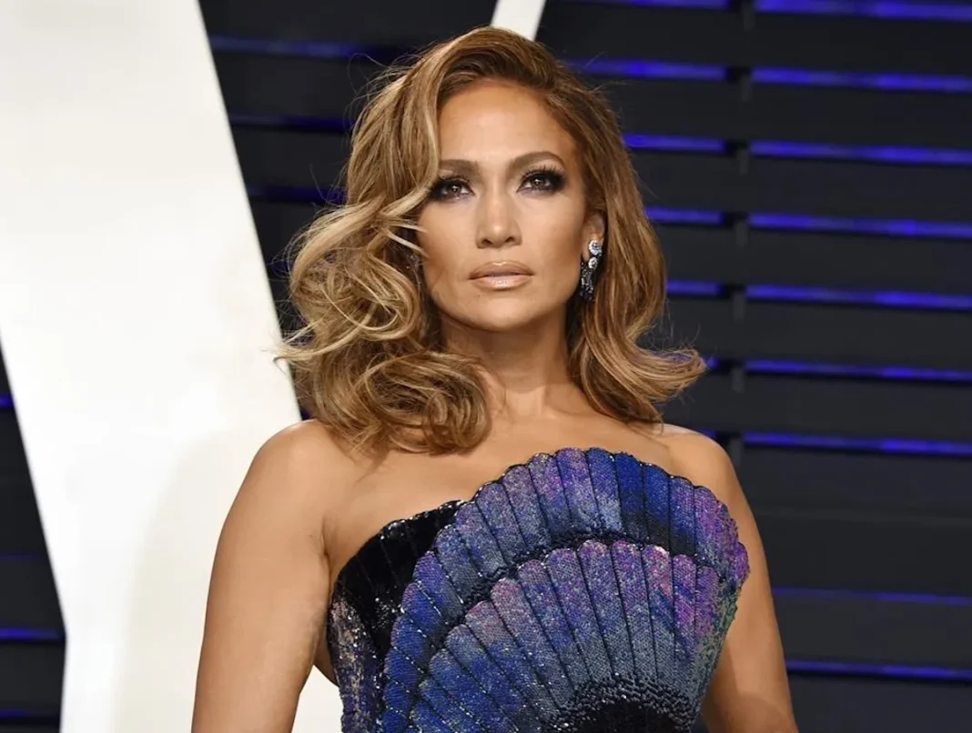 Jennifer Lopez: Ακύρωσε την περιοδεία της “This Is Me…Live summer tour” Jennifer Lopez cancels summer tour