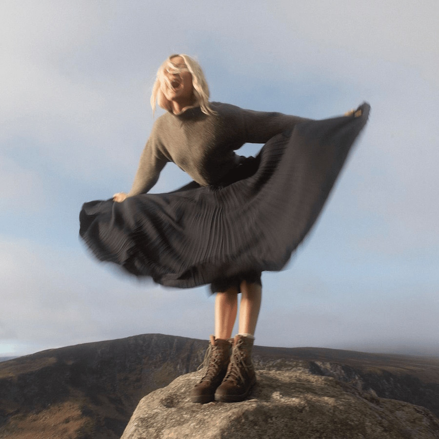 Nina Nesbitt “Anger” | Video Nina Nesbitt Anger
