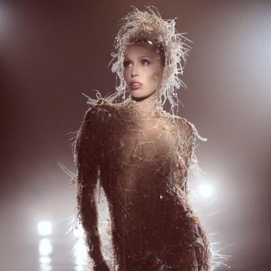Miley Cyrus - End of the World