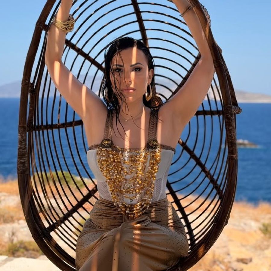 Ηλιάννα Ζέρβα “Τρέξτε” | Video Ilianna_Zerva-Trekse