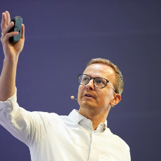 Peter Charquero Kestenholz