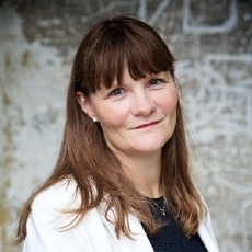 Helle undefined Neergaard-Petersen