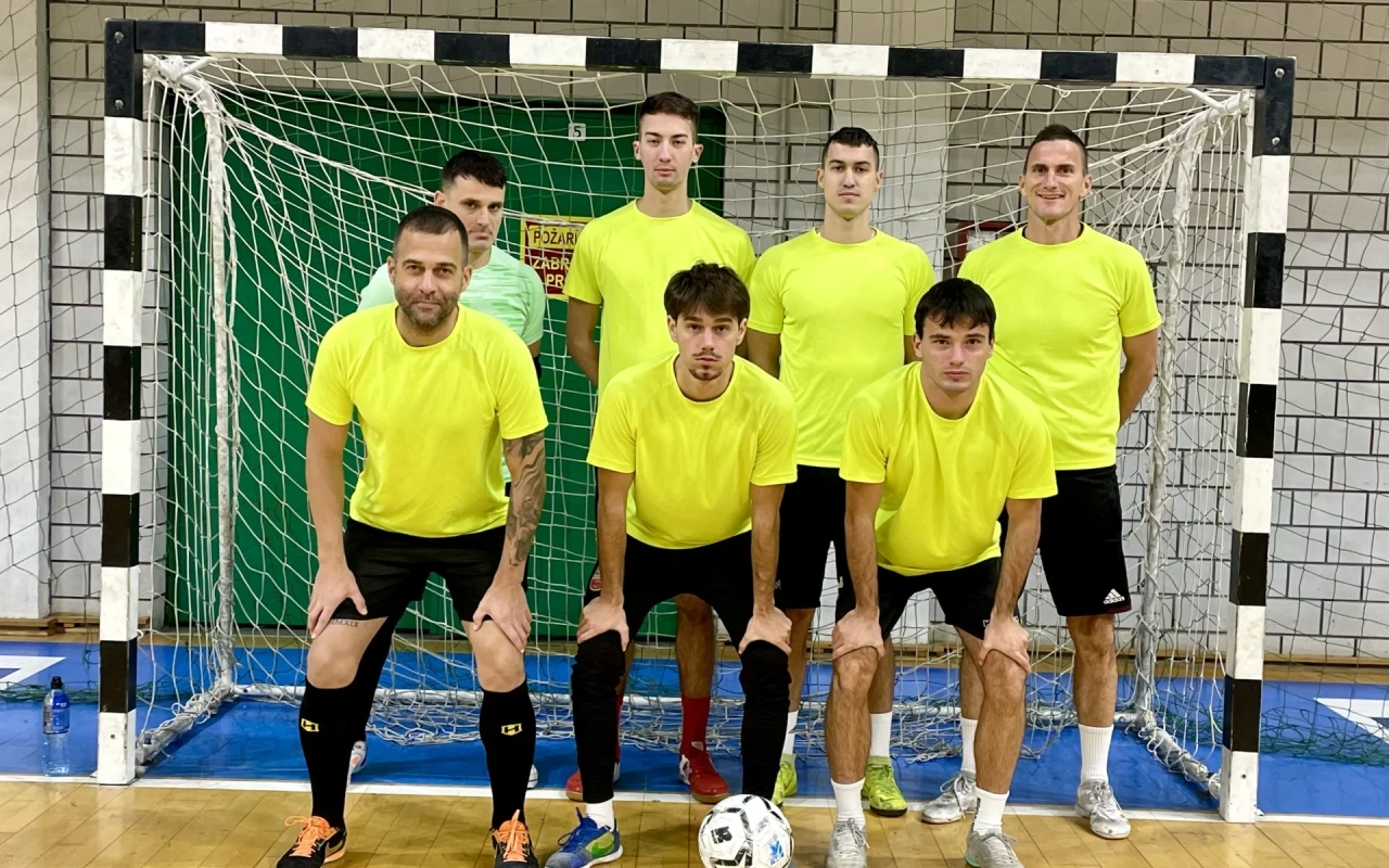 PREMIJUM LIGA — PRELOPONEZ PIROTEHNIKA 4, SO TAMAN 2