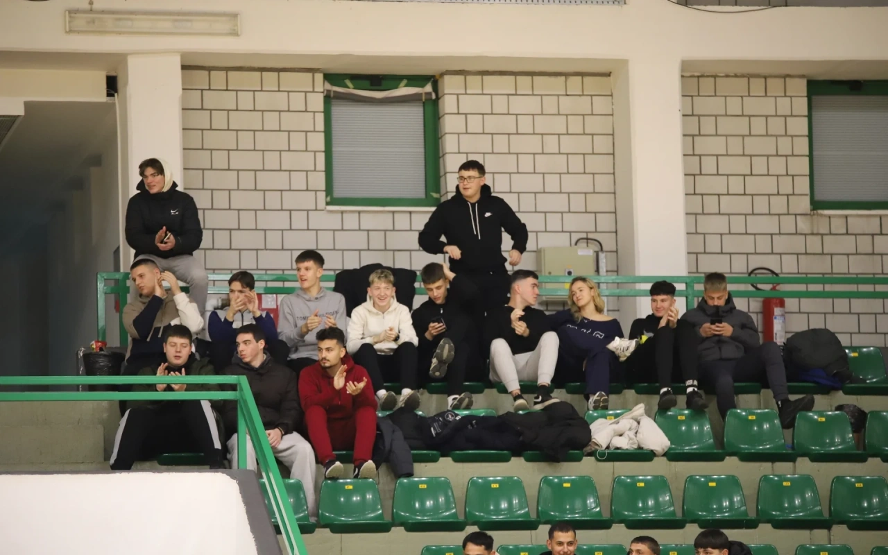 Preokret i disciplina: AS MANOJLOVIĆ slavio 2:1 protiv DM INSTALACIJE u PREMIJUM LIGI