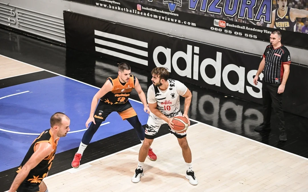 Midlife Crisis slavio u neizvesnoj završnici — 80:75 protiv Kokos Rolnice