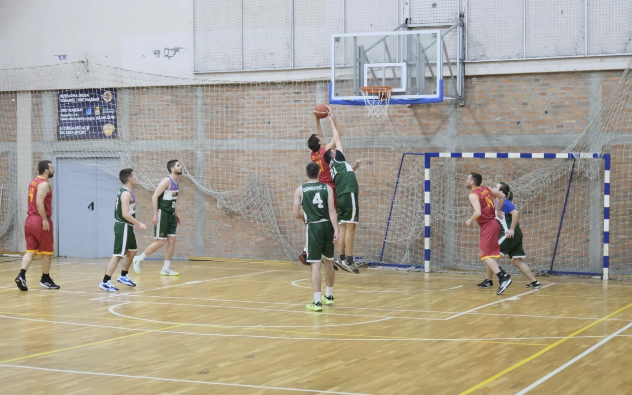 Unučići prelomili meč u trećoj četvrtini i slavili 66:48 protiv Trash Talk Basketballa