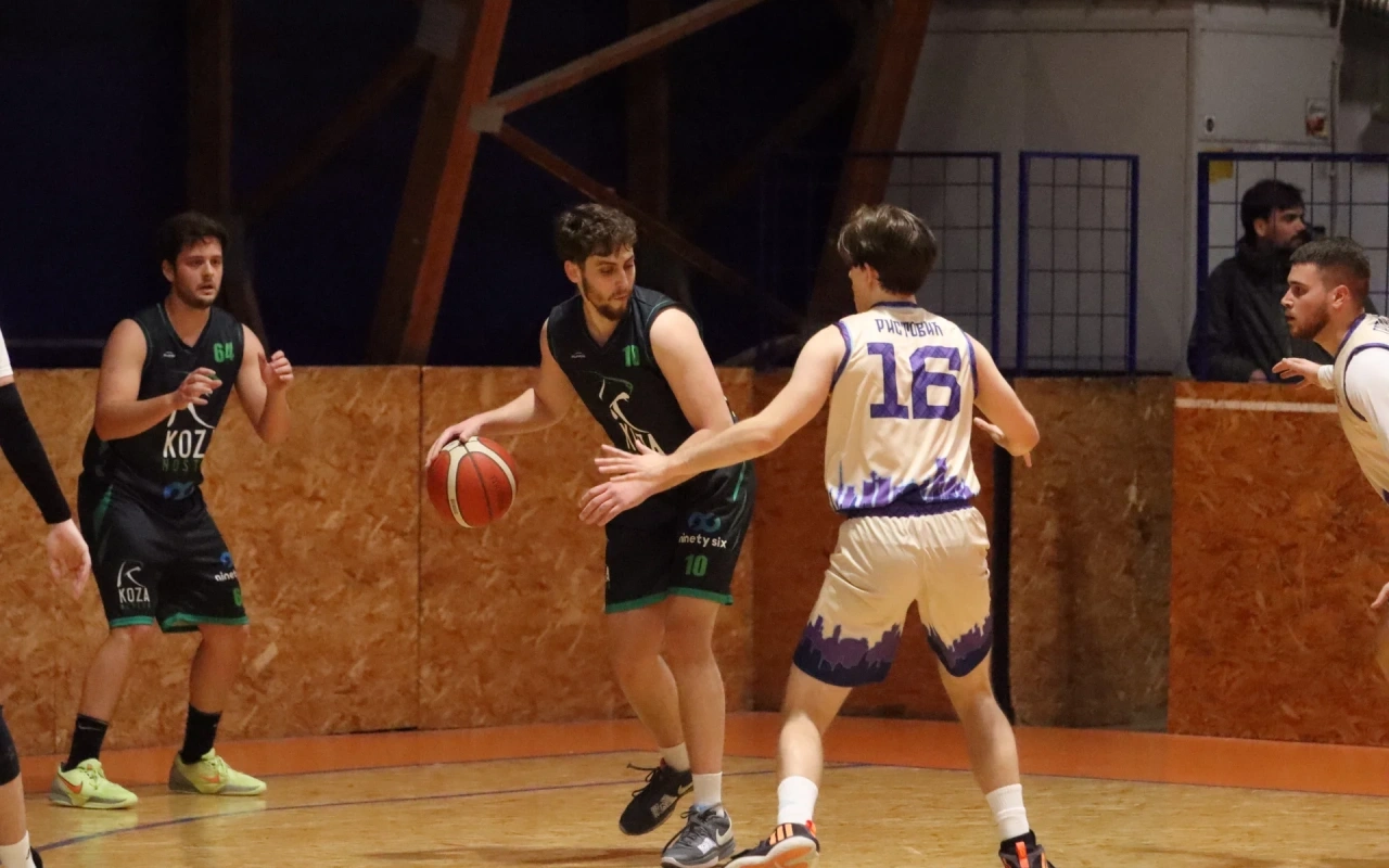 Dva Telefona nadigrali Koza Nostra — 76:60