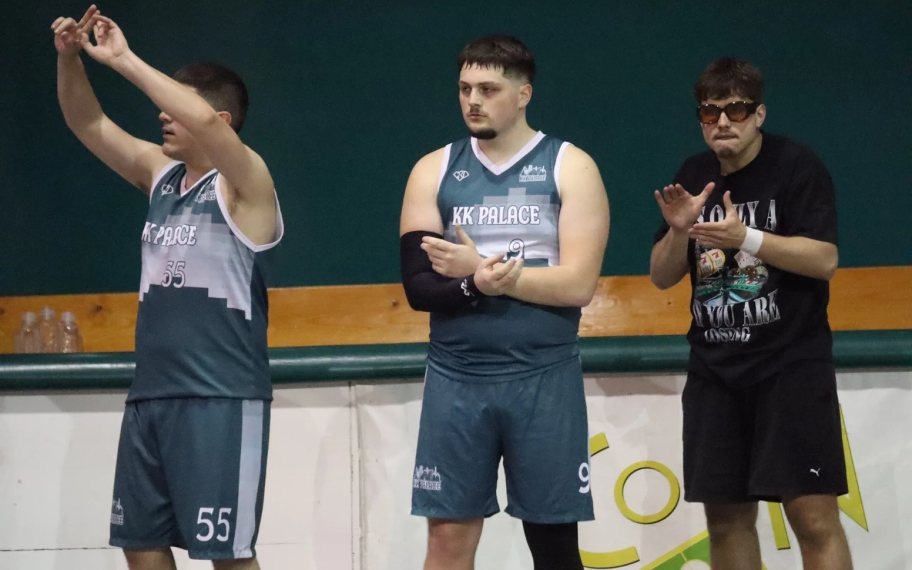 Napeta borba u SOUTH D LIGA: KK Palace slavio protiv Run N Gun rezultatom 44:39