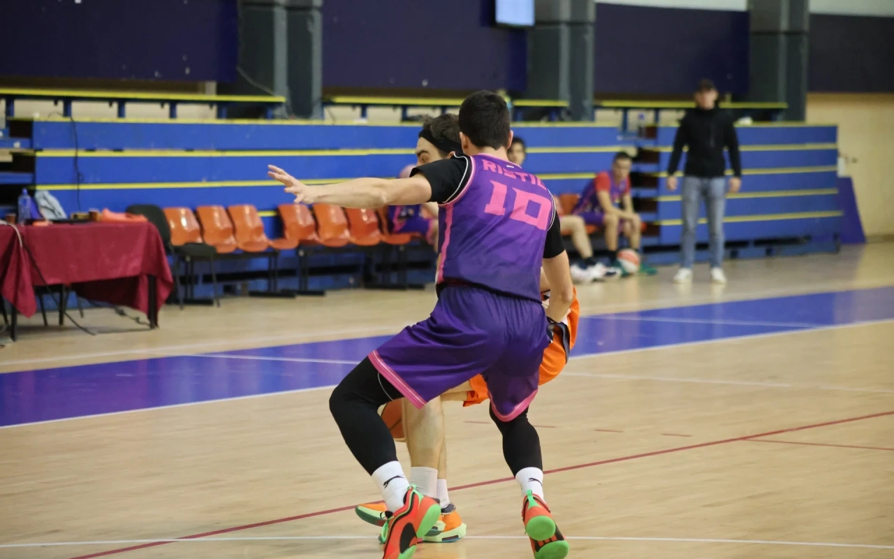 Blok Bricks slavio protiv Vinjak Brigada 50:33 u SOUTH C LIGA