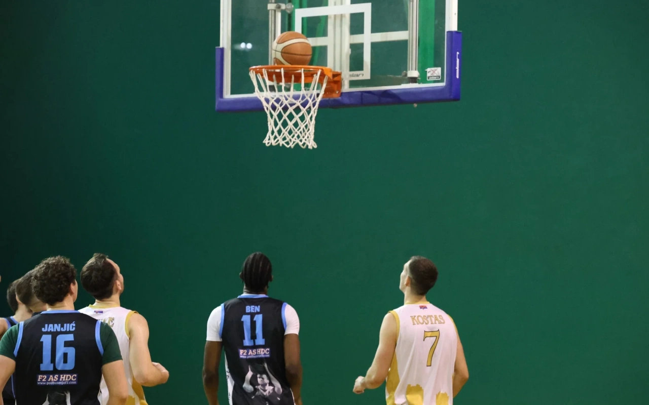 Olimpik slavio protiv KK Pekari 60:53 u Super Ligi