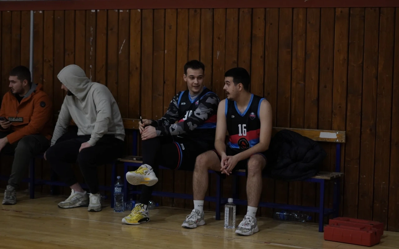 KK MUNZE pobedio Magične Džonsoni 64:58 u SOUTH C LIGA