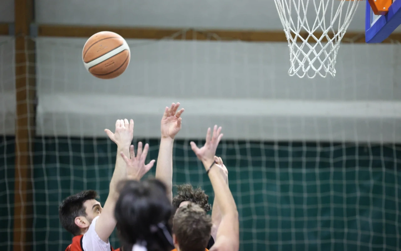 Indijanci rutinski do pobede protiv KK Mocart Bet — 60:44