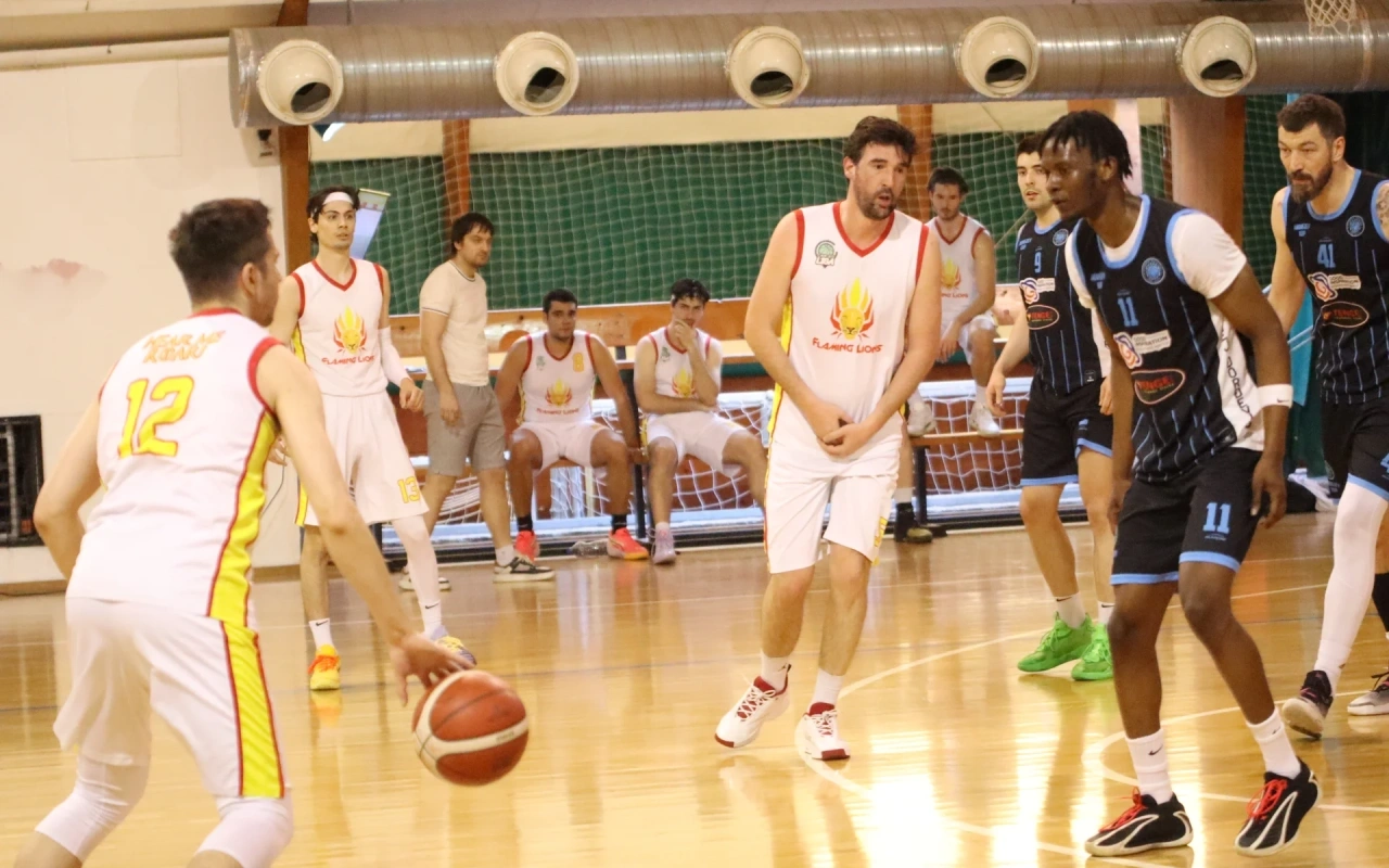 Dominantna pobeda Flaming Lions u Andreev i Darkov kupu