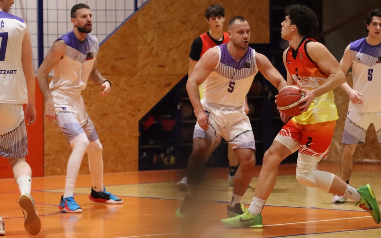 Indijanci 66 - 45 KK Underdogs: Kontrolisana predstava i efikasan šut <em>SOUTHEAST LIGA</em>