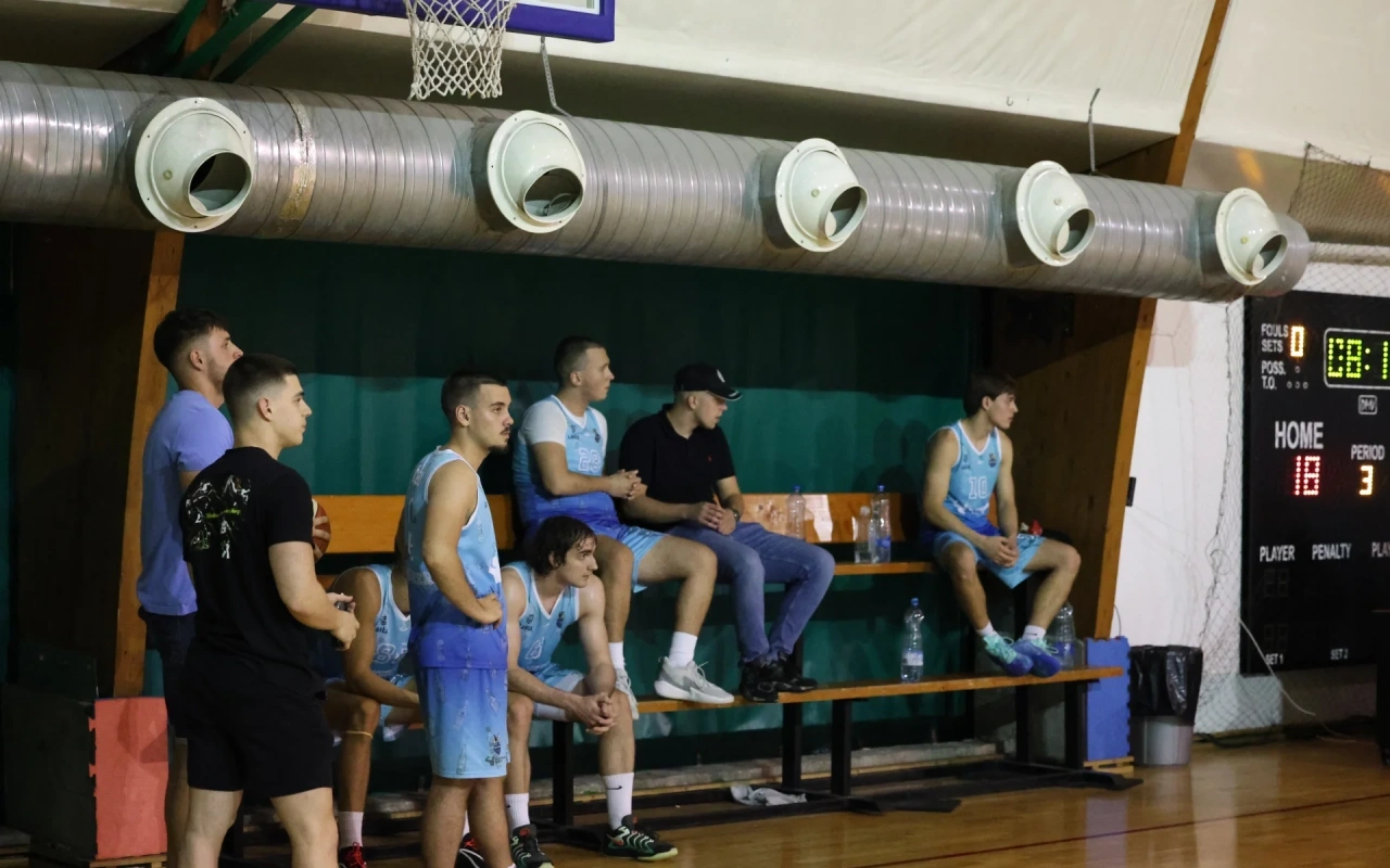 Napeta borba u polufinalu: KK Šljakeri slavio protiv Belgrade Bullsa u drugom duelu serije