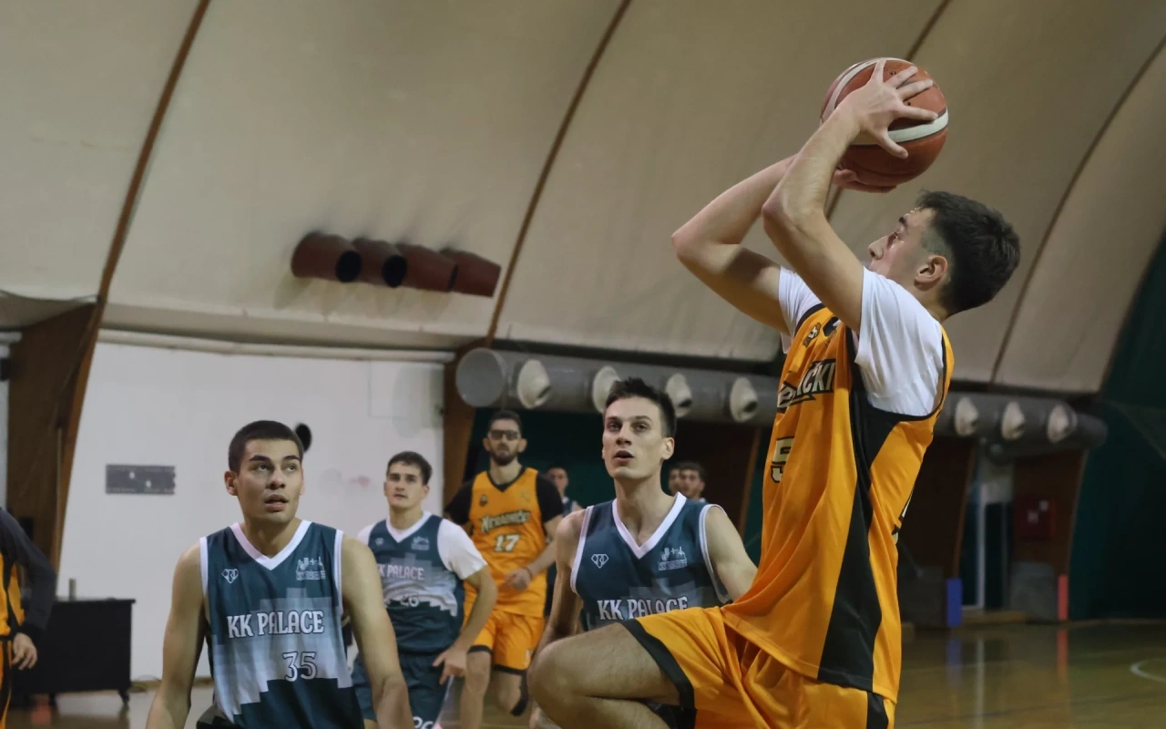 Neradnički slavio protiv Palace 62:55 u uzbudljivoj utakmici SOUTH D LIGA
