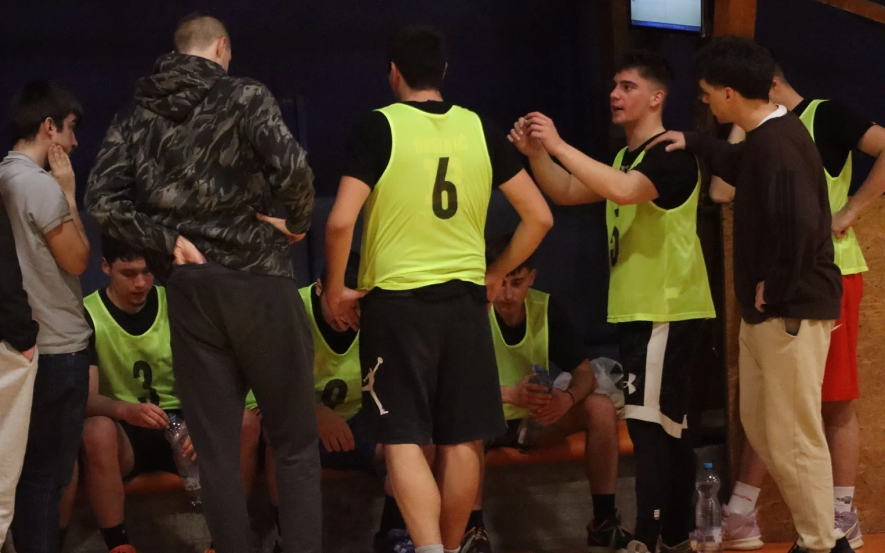 NIS slavio sigurnom igrom: 64-45 protiv KK ALW 032 u SOUTH B LIGA