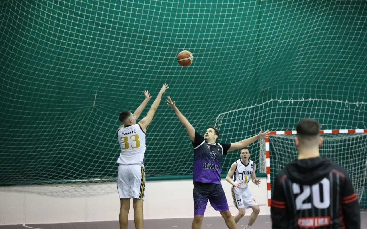 Jakuze Reketaši savladali KK Hedon 60:44 u 13. kolu SOUTHEAST LIGE