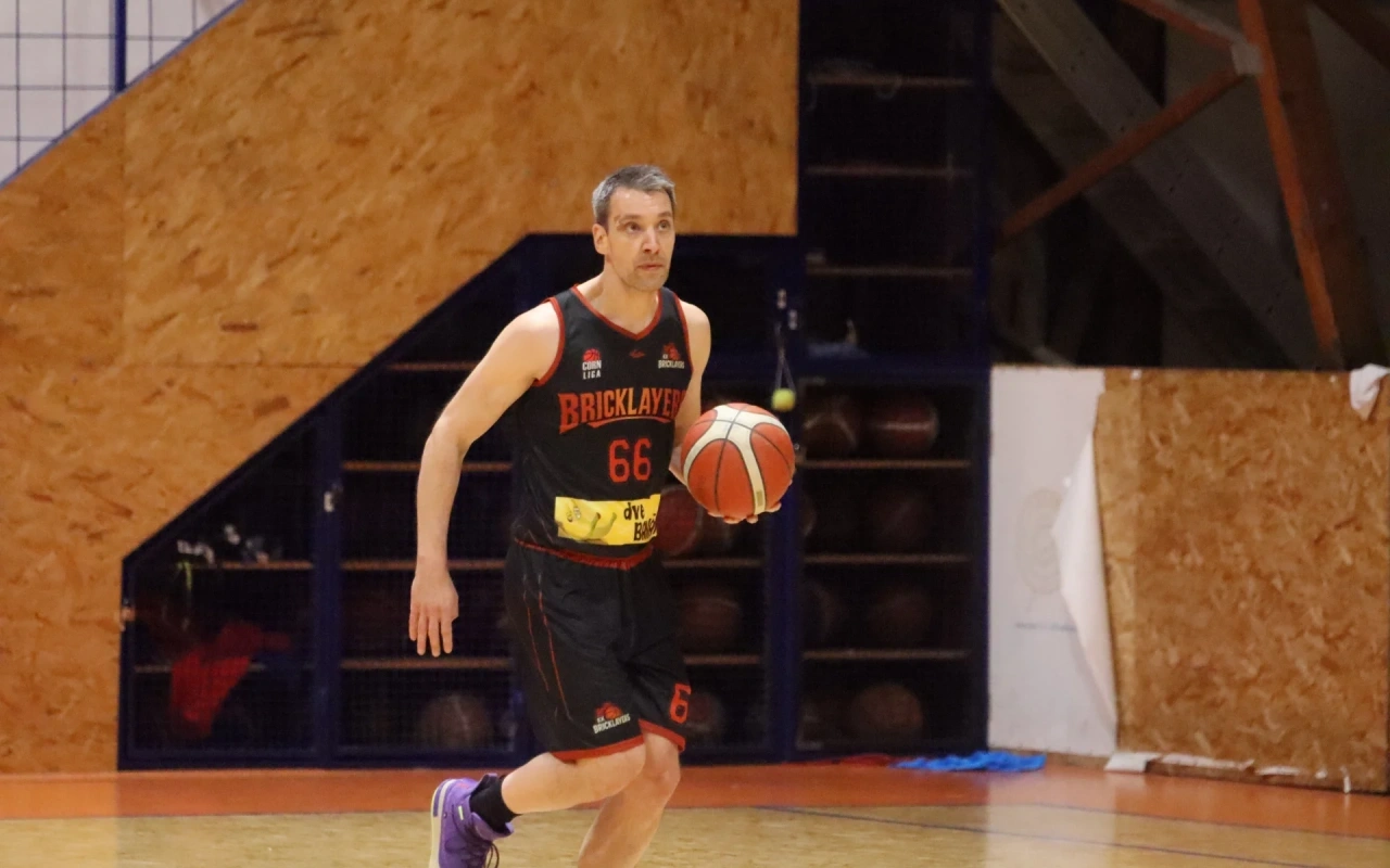 Pistacci ubedljivo nad KK Bricklayers — 84:45 u 7. kolu NORTH LIGE