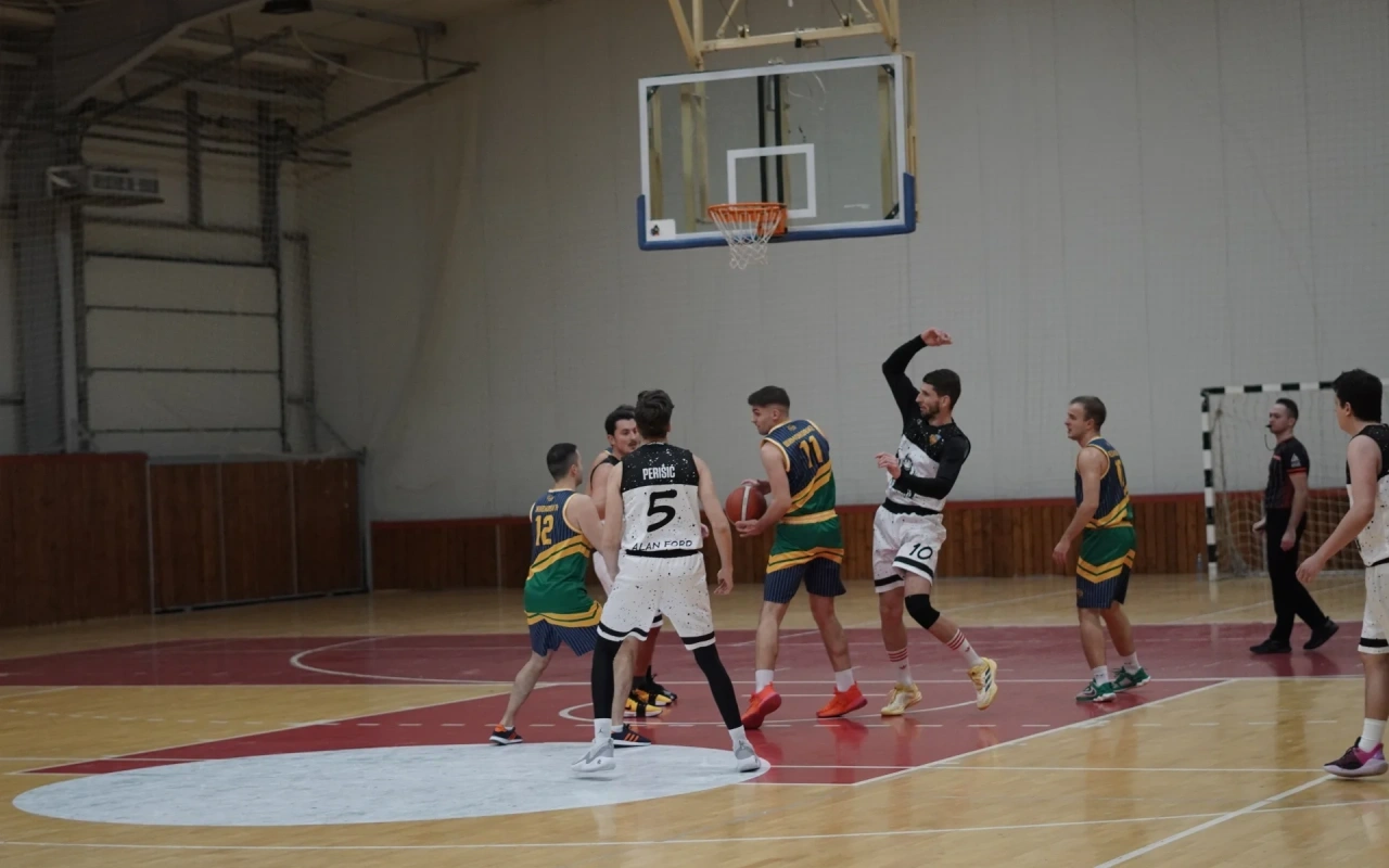 KK Vizelj odnela pobedu nad Alan Fordom 48:43 u uzbudljivoj završnici