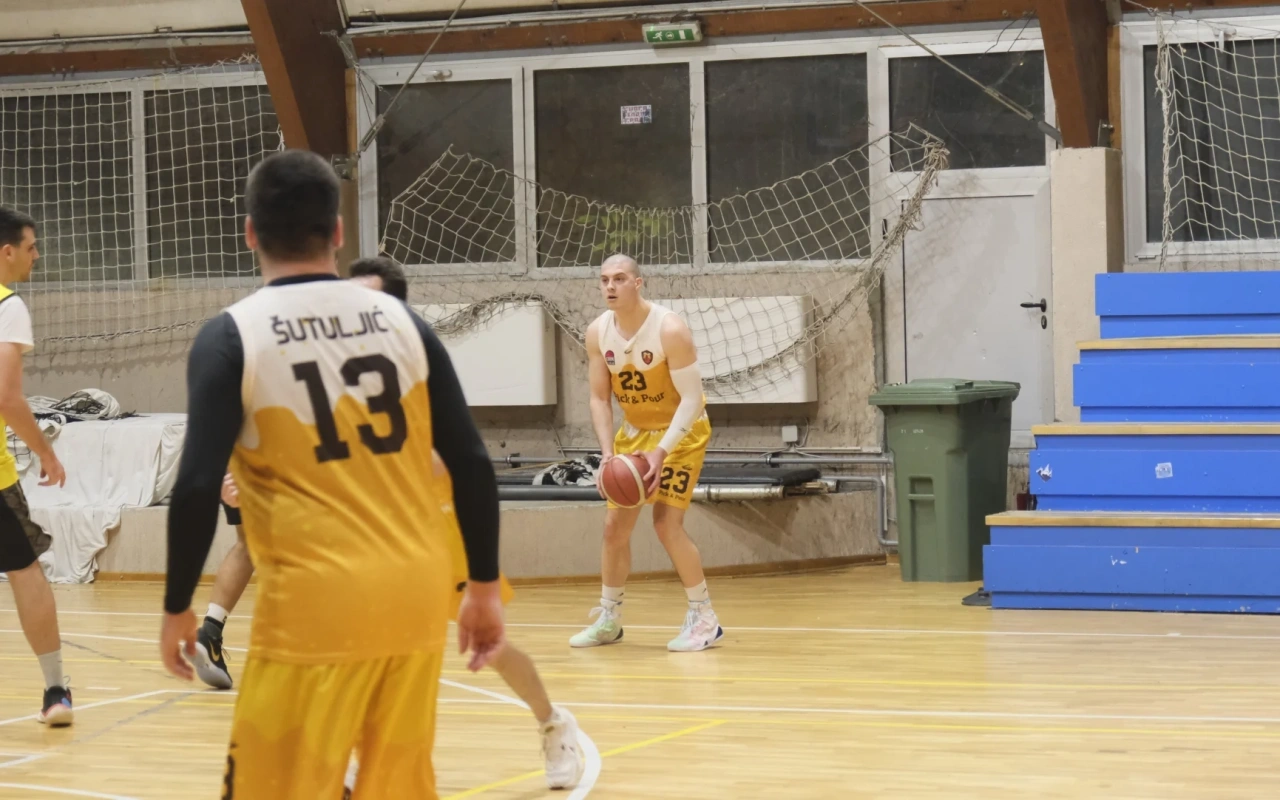 Napeta utakmica u SOUTH B LIGI: Omladinci savladali KK ALW 032 rezultatom 65:57