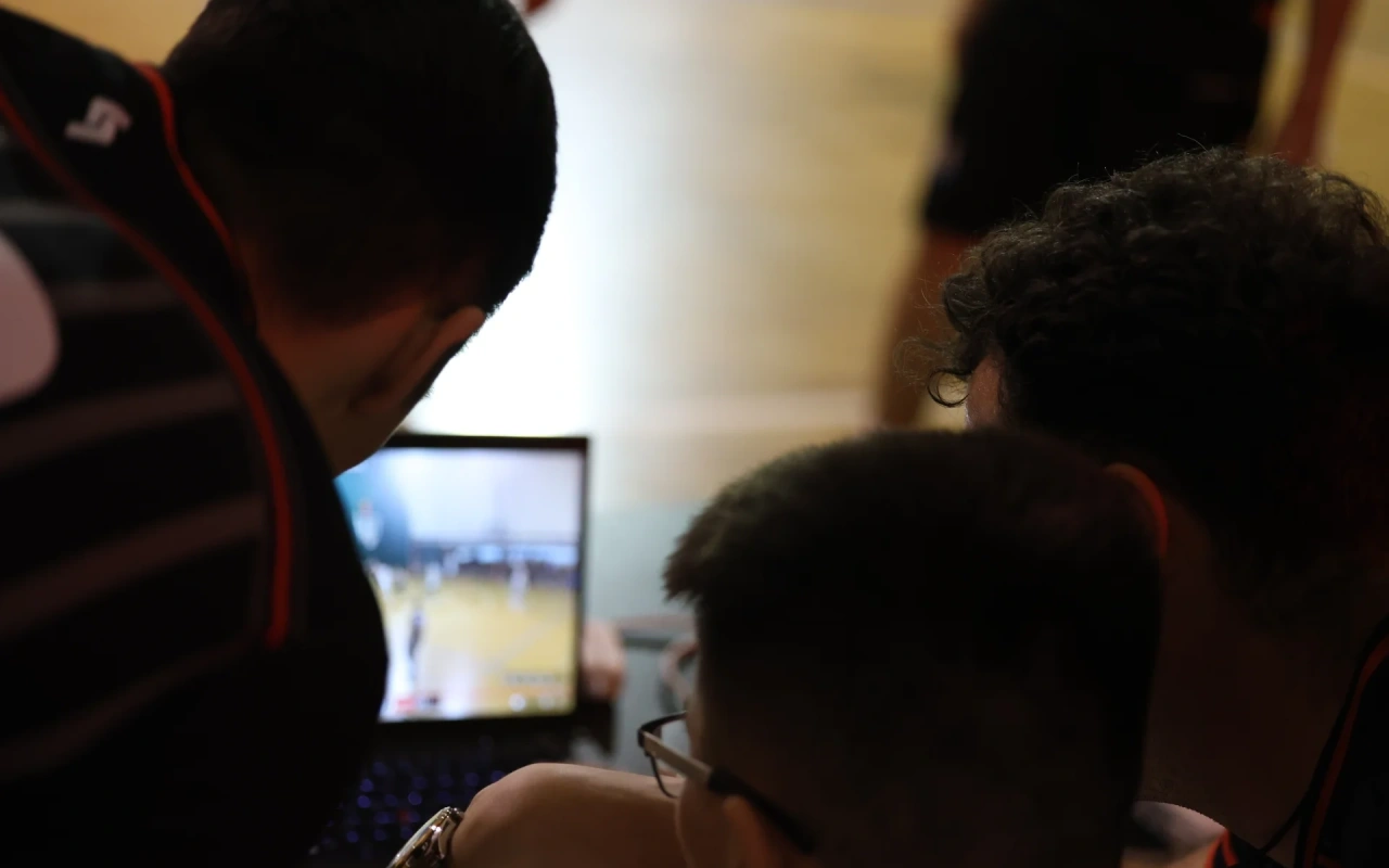 uzbudljiva završnica PRO LIGA plejofa donela pobedu LIGHTHOUSE timu