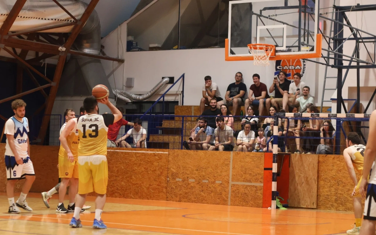 Dominantna igra KK Banjica za prolaz u polufinale
