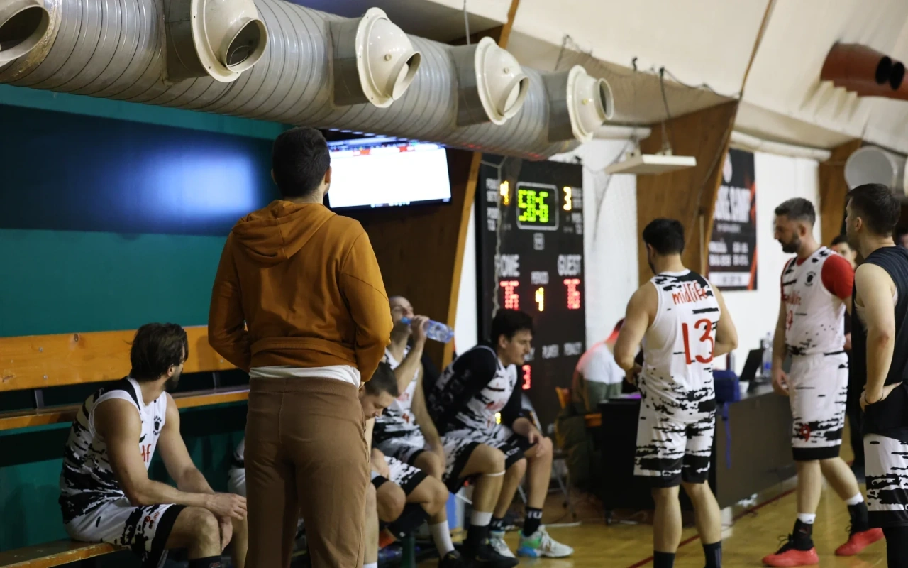 Way Star 83 — Midlife Crisis 79: preokret u finišu odlučio derbi PRO LIGE