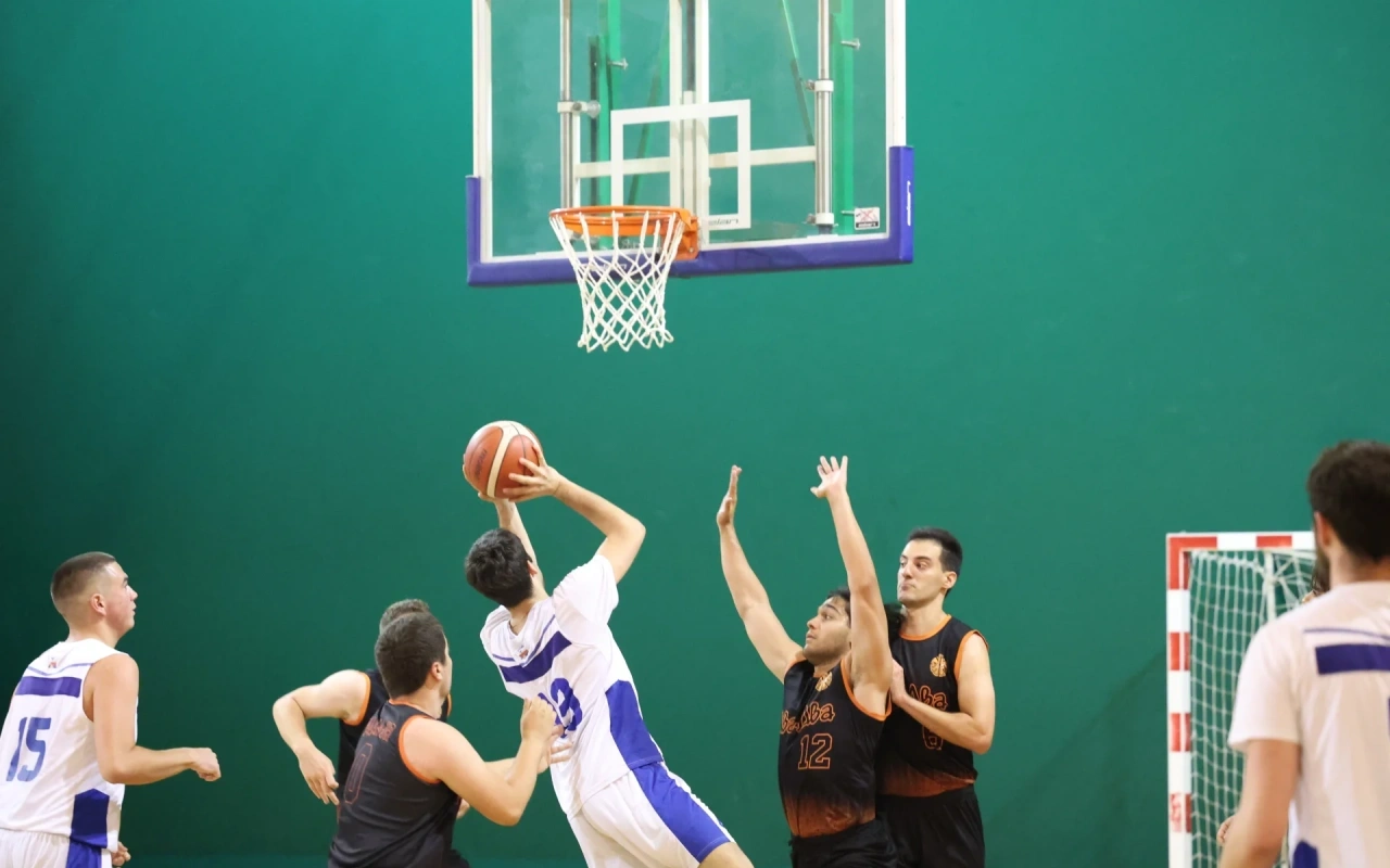 KK ALW 032 slavio protiv KK 2-2 u polufinalu Južne B lige