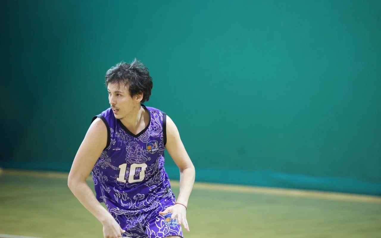 Preokret u četvrtoj: КК«Fleur Alpine» Београд 68 - 64 KK Flop Udarac 7