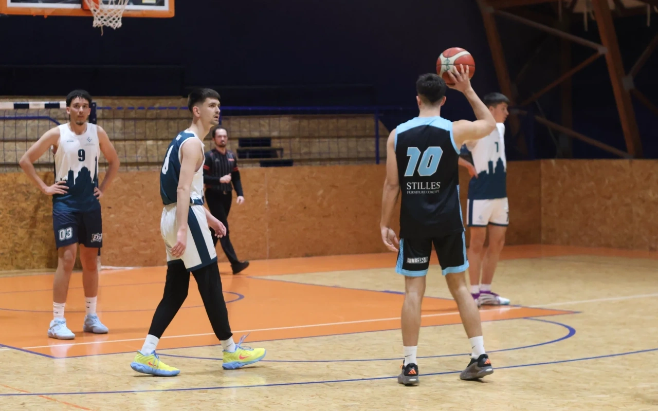 BC Flaming Lions 98 - 82 Ekonomski Fakultet: Razlika stvorena rano, preokret nedovoljan