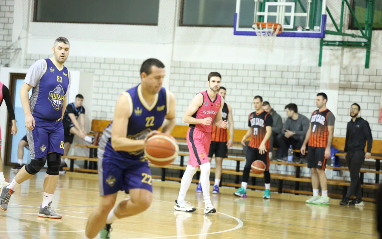 Klošarkaši savladali KK Čubura 51:46 u neizvesnoj završnici