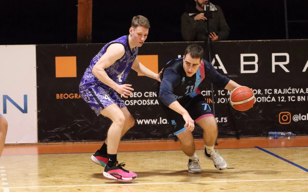 KK Flop Udarac 7 slavio protiv MODAMS-a 79:72 u uzbudljivoj završnici