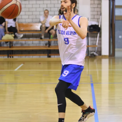 https://s3.eu-central-1.amazonaws.com/nex-to.me/8bdba2b1-6214-4b49-87aa-0701a85c94ce/photos/1757862248_a4071b3b-50e3-45b6-b9aa-df7e9039ea37-cover.webp