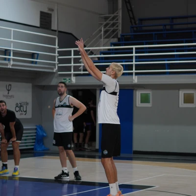 https://s3.eu-central-1.amazonaws.com/nex-to.me/8bdba2b1-6214-4b49-87aa-0701a85c94ce/photos/1761475163_4112f2d0-1d1c-4fc8-b225-6e35ab6d2495-cover.webp