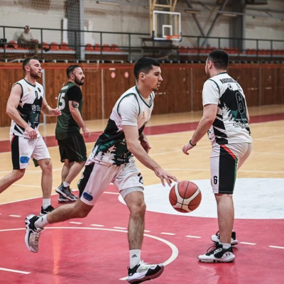 https://s3.eu-central-1.amazonaws.com/nex-to.me/8bdba2b1-6214-4b49-87aa-0701a85c94ce/photos/1761493555_2ba2a701-3eaa-42de-a34f-b54c81c56b7f-cover.webp
