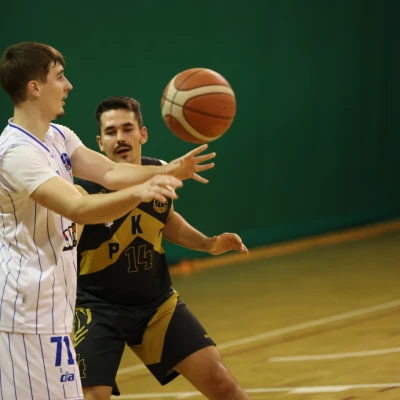 https://s3.eu-central-1.amazonaws.com/nex-to.me/8bdba2b1-6214-4b49-87aa-0701a85c94ce/photos/1765184395_c679ad82-6ef7-4b83-9bc8-0c2d9c8883b0-cover.webp