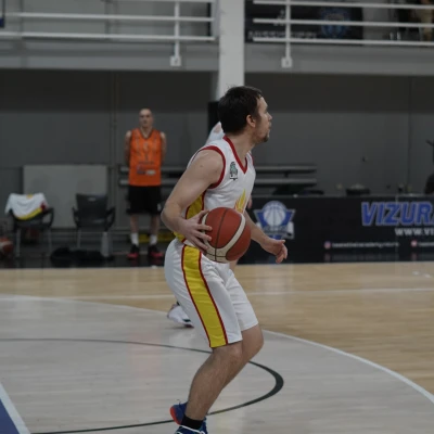 https://s3.eu-central-1.amazonaws.com/nex-to.me/8bdba2b1-6214-4b49-87aa-0701a85c94ce/photos/1765626701_436ce520-ce93-408c-b4a8-de313484a606-cover.webp