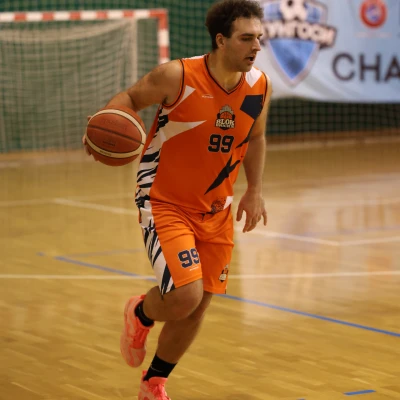 https://s3.eu-central-1.amazonaws.com/nex-to.me/8bdba2b1-6214-4b49-87aa-0701a85c94ce/photos/1765640763_a1e01af2-7bda-43b1-8a02-ad0037e639b8-cover.webp