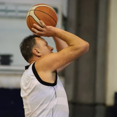 https://s3.eu-central-1.amazonaws.com/nex-to.me/8bdba2b1-6214-4b49-87aa-0701a85c94ce/photos/1765735368_4a90b218-9670-4072-8f2a-568a79462fa7-cover.webp