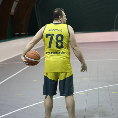 https://s3.eu-central-1.amazonaws.com/nex-to.me/8bdba2b1-6214-4b49-87aa-0701a85c94ce/photos/1766329434_694defe0-2c12-46b7-bbf5-f8dcc3f53bff-cover.webp