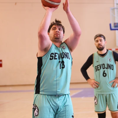 https://s3.eu-central-1.amazonaws.com/nex-to.me/8bdba2b1-6214-4b49-87aa-0701a85c94ce/photos/1775392086_9a3d9e13-135d-4d8d-a400-65cccb2aac6a-cover.webp