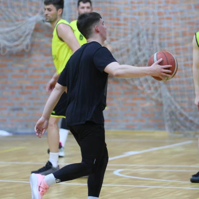 https://s3.eu-central-1.amazonaws.com/nex-to.me/8bdba2b1-6214-4b49-87aa-0701a85c94ce/photos/1779046350_f55393fa-b24c-42db-bc6d-9e21a05df945-cover.webp