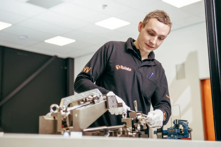 Assembleren van hightech tooling