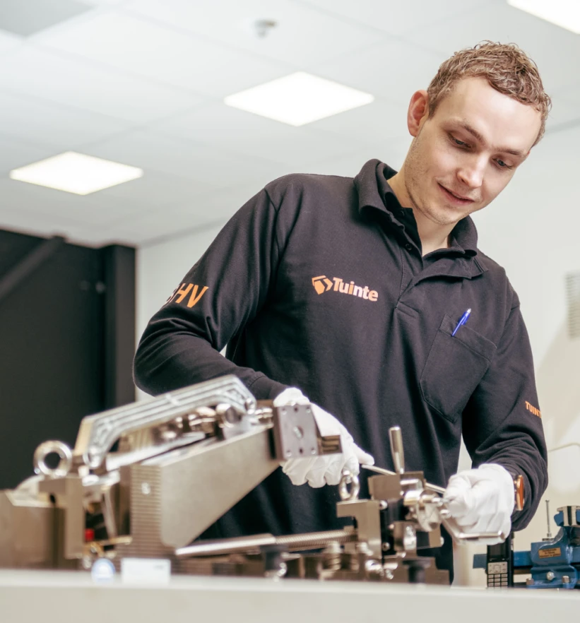 Assembleren van hightech tooling